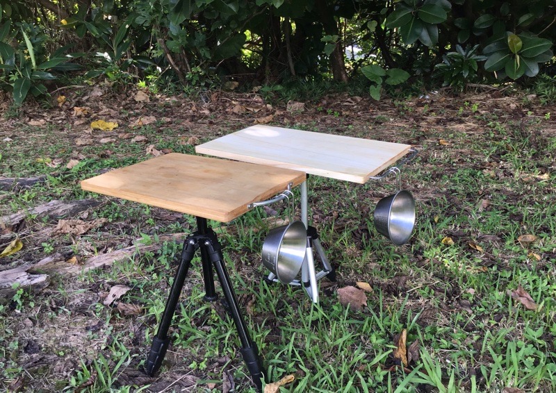 ダイソー 桐まな板で自作した三脚テーブルとキャンドゥ 竹のまな板で自作した三脚テーブルを比較レビュー