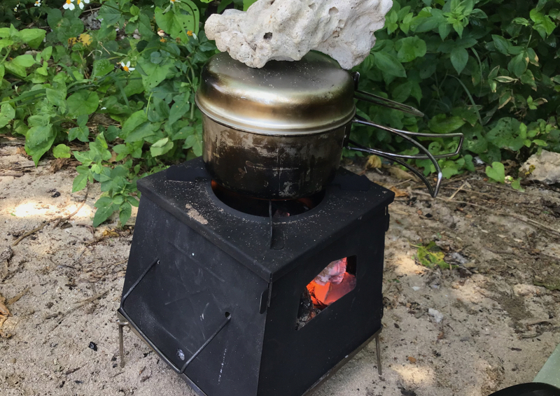 アルミパーソナルクッカーを焚き火で20分間水蒸気炊飯