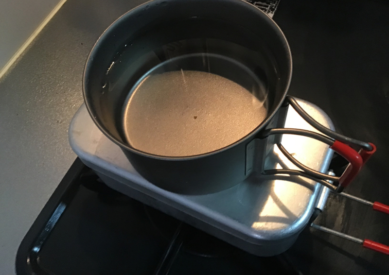 メスティンとガスコンロを使った炊飯